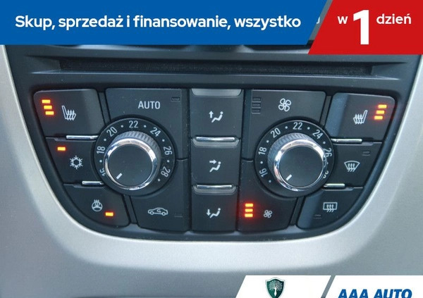 Opel Astra cena 35000 przebieg: 109766, rok produkcji 2013 z Kamień Krajeński małe 254